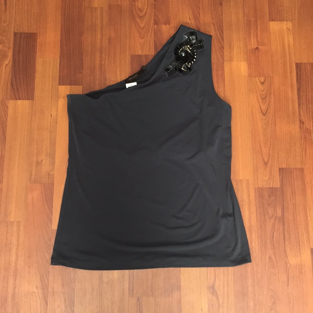 ⭐️NWT⭐️ The Limited One Shoulder Top